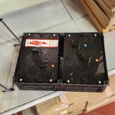 ארגז מבודד גדול (גה) נמוך מהדק ‎4X150MM2